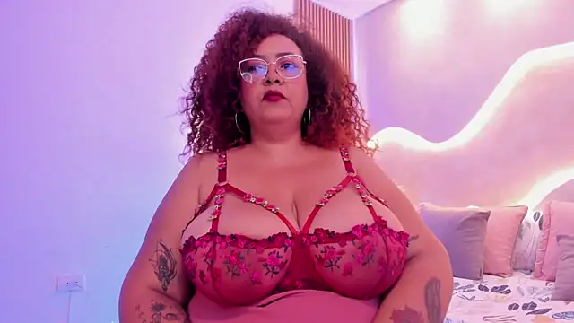 MaraaSweett online show from 04.25.26