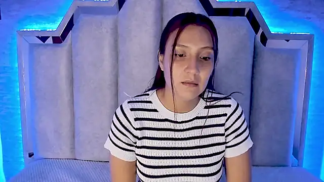  alaia collway  online show from 02.13.25