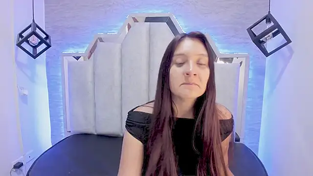  alaia collway  online show from 03.03.25