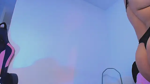 Snapshot of Brenda__gomez chatting on 03.04.25 Brenda gomez online show from 03.04.25