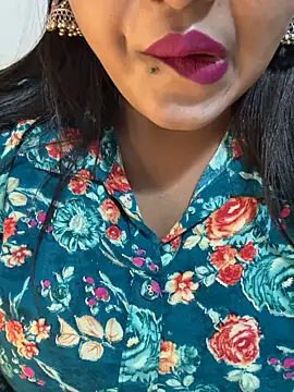 Ayesha mahi online show from 10.12.25