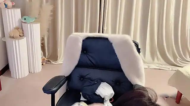 Daisy-77 online show from 03.21.25