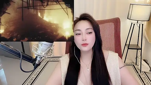 Daisy-77 online show from 06.26.26