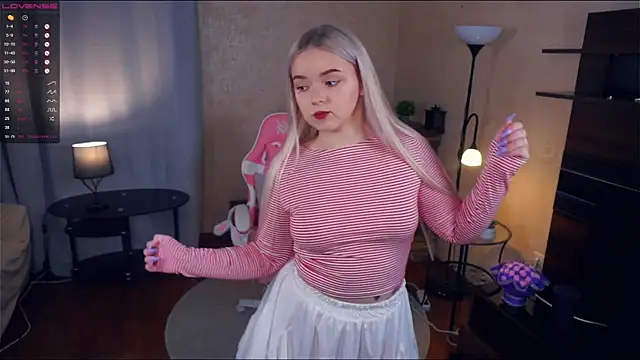 ZaraCreedon online show from 02.05.25