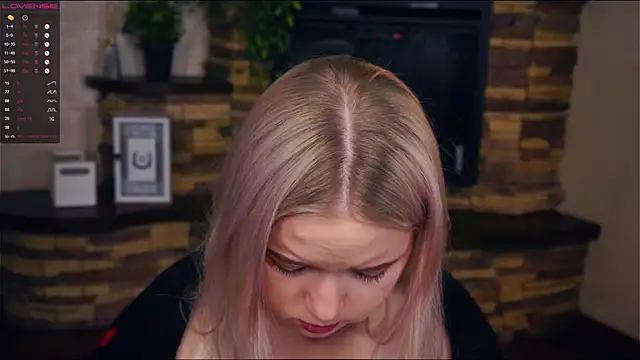 ZaraCreedon online show from 02.06.25