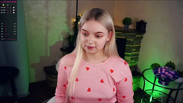 ZaraCreedon online show from 02.07.25