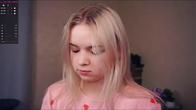 ZaraCreedon online show from 03.06.25