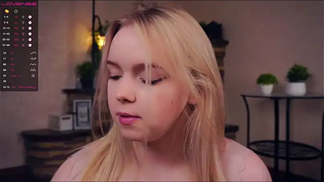 ZaraCreedon online show from 03.11.25