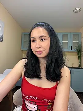 Snapshot of Mile_Madeline chatting on 10.19.25 Mile Madeline online show from 10.19.25