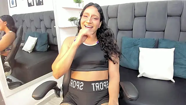 Alison Chan  online show from 02.21.25