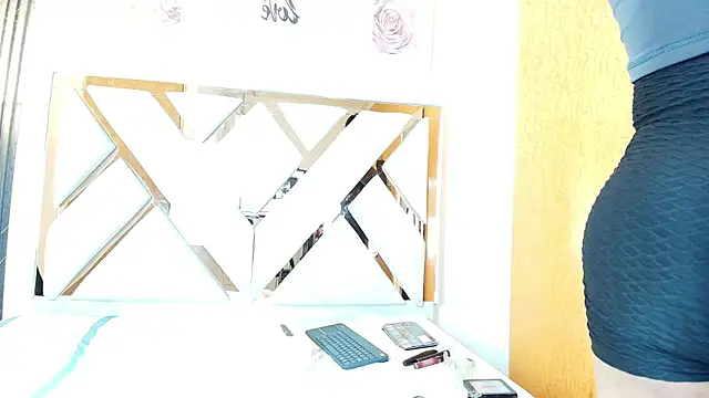Alison Chan  online show from 08.02.26
