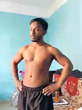 Snapshot of HunkyAriyan chatting on 01.11.25 HunkyAriyan online show from 01.11.25