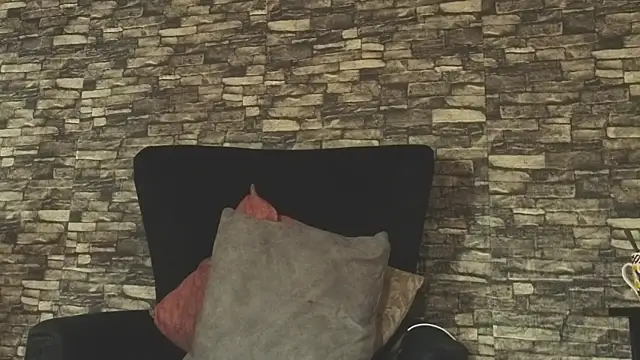 Snapshot of alondrabigtits chatting on 11.04.25 alondrabigtits online show from 11.04.25