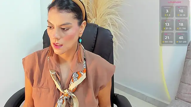 Snapshot of Ada_Monroe10 chatting on 10.21.25 Ada Monroe10 online show from 10.21.25