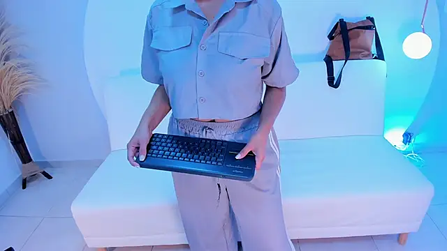 Snapshot of Ada_Monroe10 chatting on 11.11.25 Ada Monroe10 online show from 11.11.25