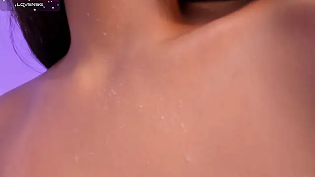 tifanyhills  online show from 12.11.24