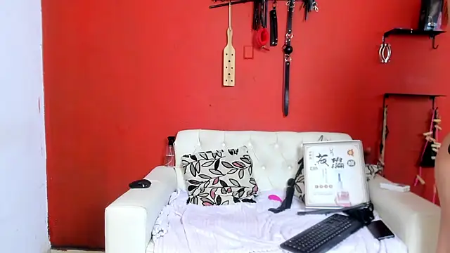 Snapshot of MIA_SOPHIA1 chatting on 02.20.25 MIA SOPHIA1 online show from 02.20.25