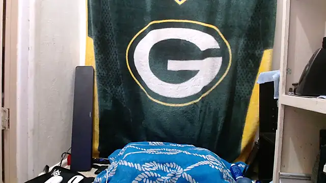 Snapshot of Apeezy14 chatting on 01.10.25 Apeezy14 online show from 01.10.25