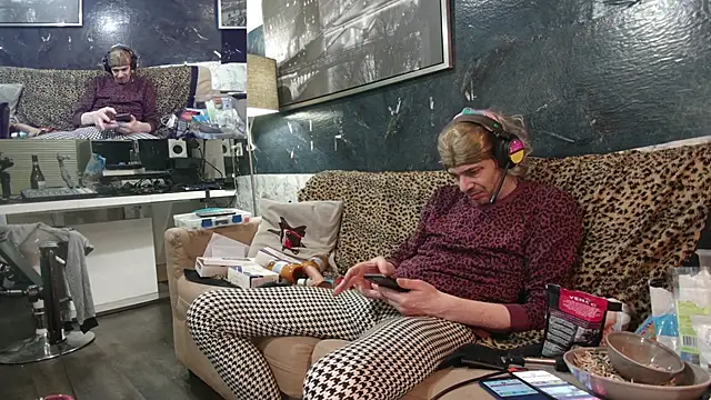 Doggyray44 online show from 02.18.25