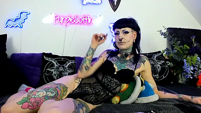 Snapshot of Purple_Coffin666 chatting on 05.04.26 Purple Coffin666 online show from 05.04.26