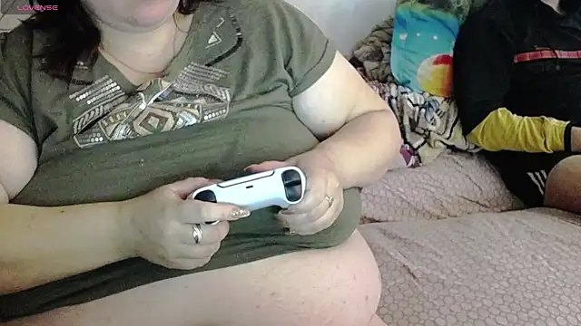 Snapshot of lisa_Black00 chatting on 10.03.25 lisa Black00 online show from 10.03.25