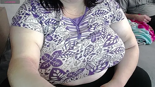 Snapshot of lisa_Black00 chatting on 10.11.25 lisa Black00 online show from 10.11.25