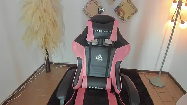 kattadoll online show from 02.19.26