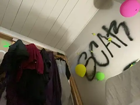 Snapshot of KeptupHack chatting on 06.10.26 KeptupHack online show from 06.10.26