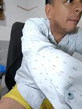 latinmartin73 online show from 04.27.26