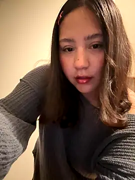 Snapshot of kittyfresita chatting on 12.03.25 kittyfresita online show from 12.03.25