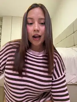 Snapshot of kittyfresita chatting on 05.06.26 kittyfresita online show from 05.06.26