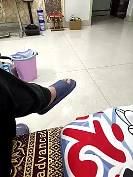 huzi518 online show from 02.27.25