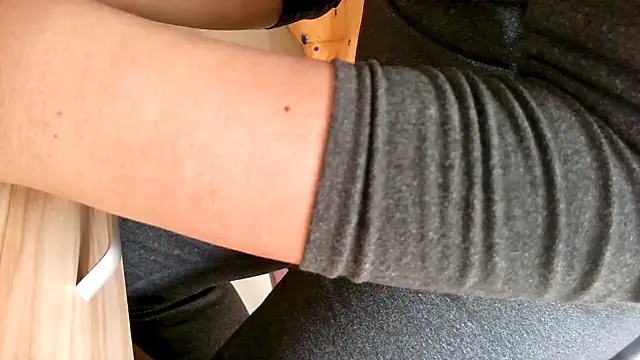 huzi518 online show from 03.22.25