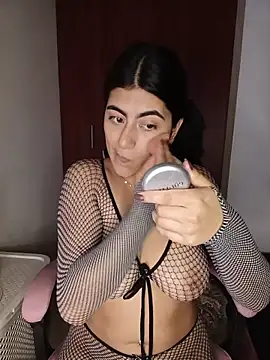 miakhalifaaa  online show from 02.26.26