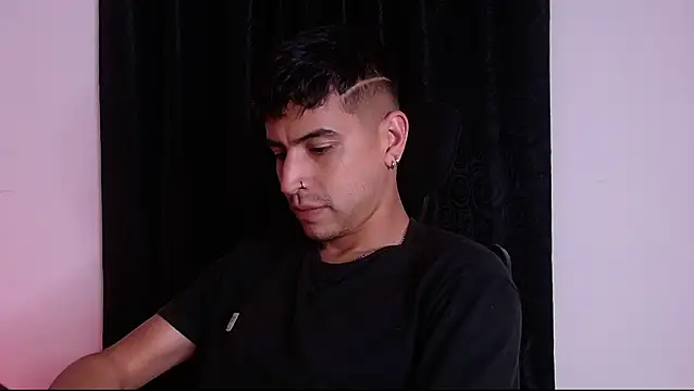 JuannRizo online show from 03.04.25