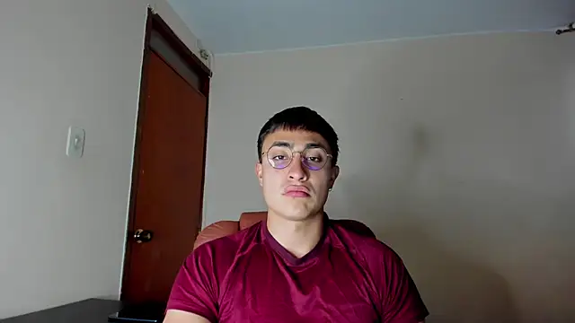 Leoknight online show from 02.05.25