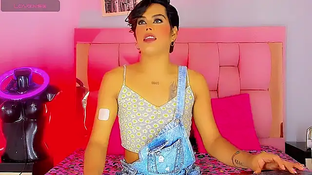 Aistrid gate online show from 10.18.25