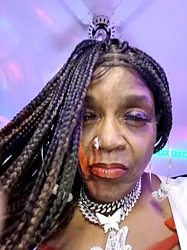 MadamBlingbox online show from 12.22.25