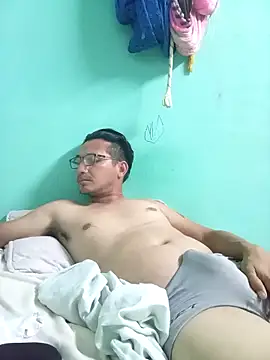 Snapshot of Andresguz35 chatting on 03.07.26 Andresguz35 online show from 03.07.26