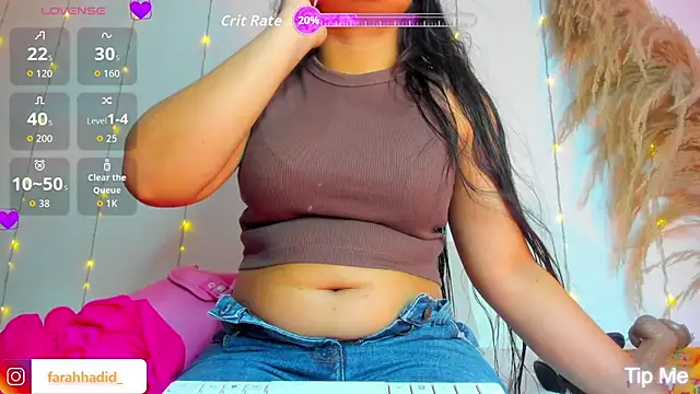 Snapshot of Maisa_issa chatting on 06.18.26 Maisa issa online show from 06.18.26