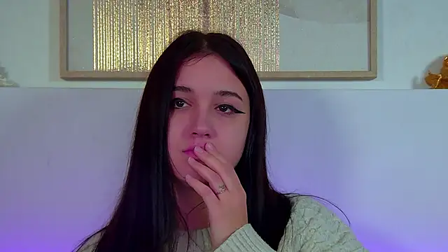 ChristinaMilton online show from 10.05.25