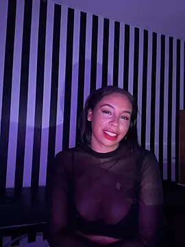 Snapshot of bigbootyjayda chatting on 12.18.24 bigbootyjayda online show from 12.18.24