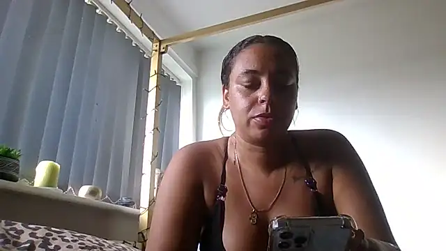 Snapshot of bigbootyjayda chatting on 09.12.25 bigbootyjayda online show from 09.12.25
