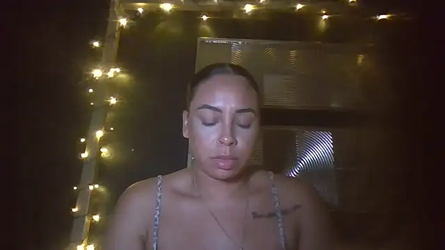 Snapshot of bigbootyjayda chatting on 11.07.25 bigbootyjayda online show from 11.07.25