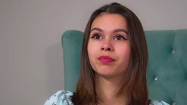 PollyLanders online show from 11.23.25