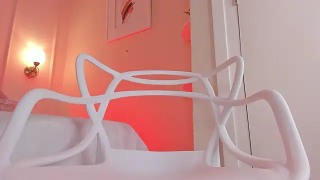 Snapshot of dani_skinny_ chatting on 12.20.24 dani skinny  online show from 12.20.24