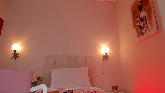 Snapshot of dani_skinny_ chatting on 02.04.25 dani skinny  online show from 02.04.25