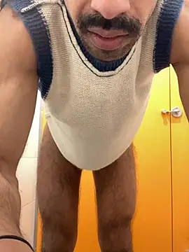 Lucascacaca online show from 12.18.24