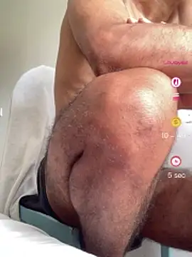 Snapshot of Lucascacaca chatting on 06.16.26 Lucascacaca online show from 06.16.26
