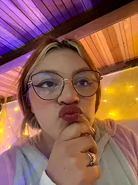 SophiaWeestt99 online show from 09.10.25